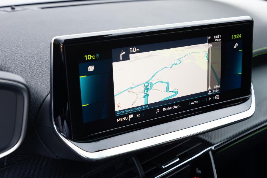 Детали интерьера Peugeot e-2008 GT (Digital White) 2019 года  (WW) (фото 102 из 119)